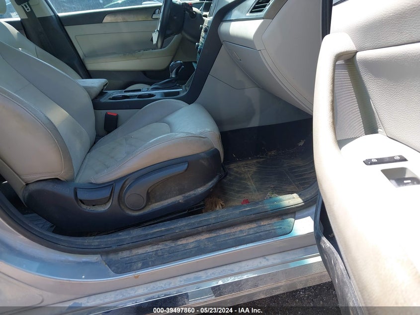 VIN 5NPE34AF1HH482967 2017 HYUNDAI SONATA SPORT
