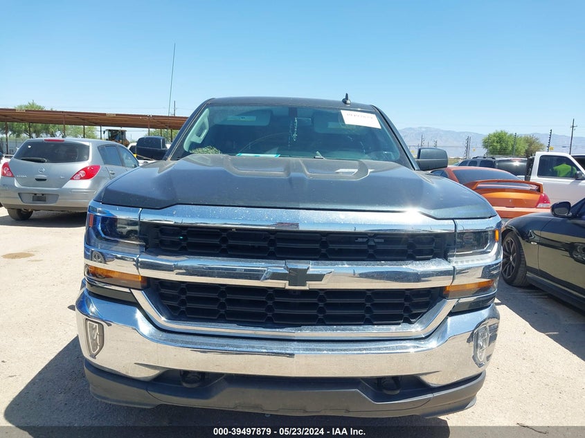 2018 Chevrolet Silverado 1500 1Lt VIN: 3GCUKREC5JG372482 Lot: 39497879