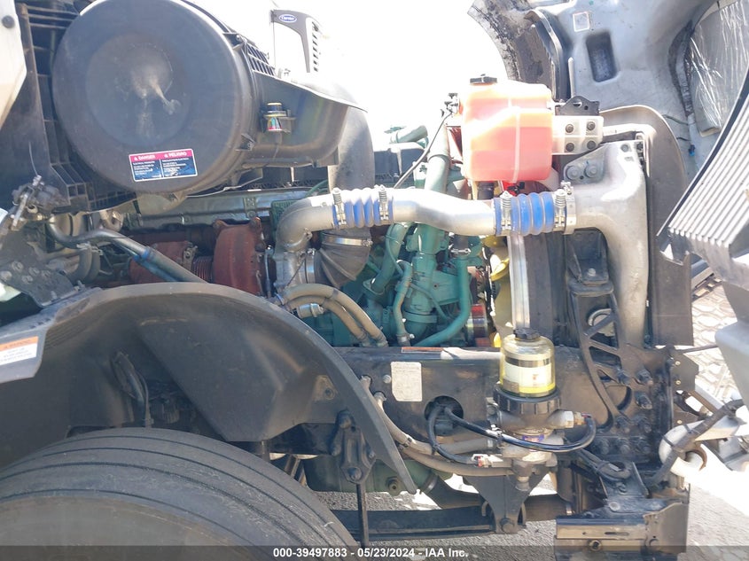 2024 Volvo Vnl VIN: 4V4NC9EH9RN642107 Lot: 39497883