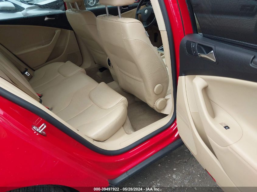 2008 Volkswagen Passat Komfort VIN: WVWAK73C88P084424 Lot: 39497922