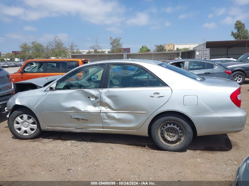 2004 Toyota Camry Le VIN: JTDBE32K840250506 Lot: 39498099