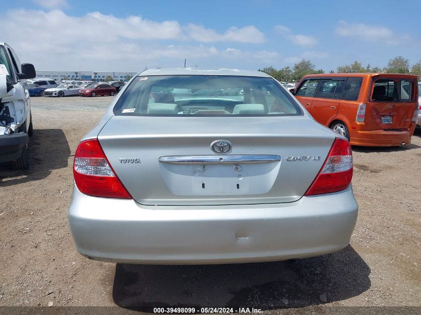 2004 Toyota Camry Le VIN: JTDBE32K840250506 Lot: 39498099