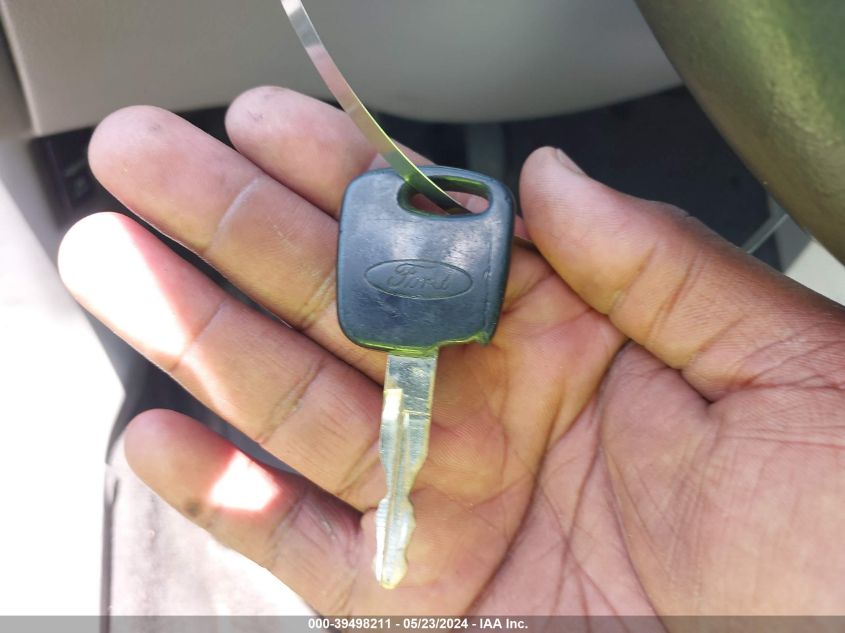 2000 Ford Mustang Gt VIN: 1FAFP42X5YF194482 Lot: 39498211