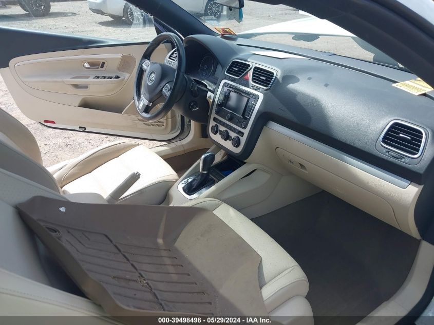 2016 Volkswagen Eos Komfort VIN: WVWBW8AH3GV000551 Lot: 39498498