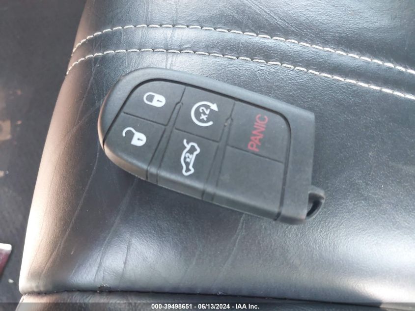 2023 Chrysler 300 VIN: 2C3CCABG0PH569526 Lot: 39498651