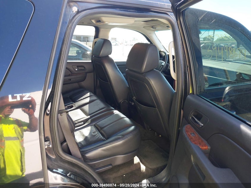 2007 Chevrolet Tahoe Ltz VIN: 1GNFK13097R418799 Lot: 39498874