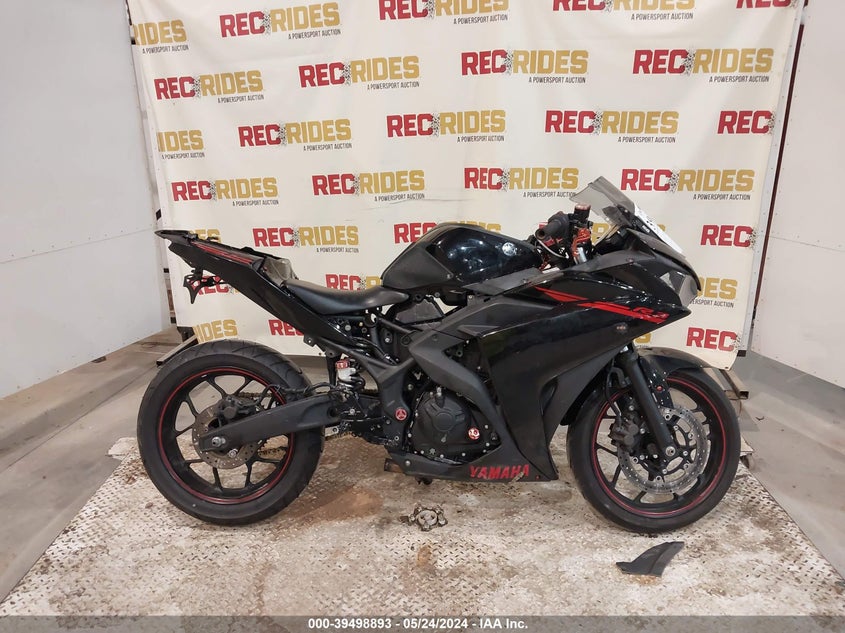 2015 YAMAHA YZFR3 MH3RH06Y4FK008386