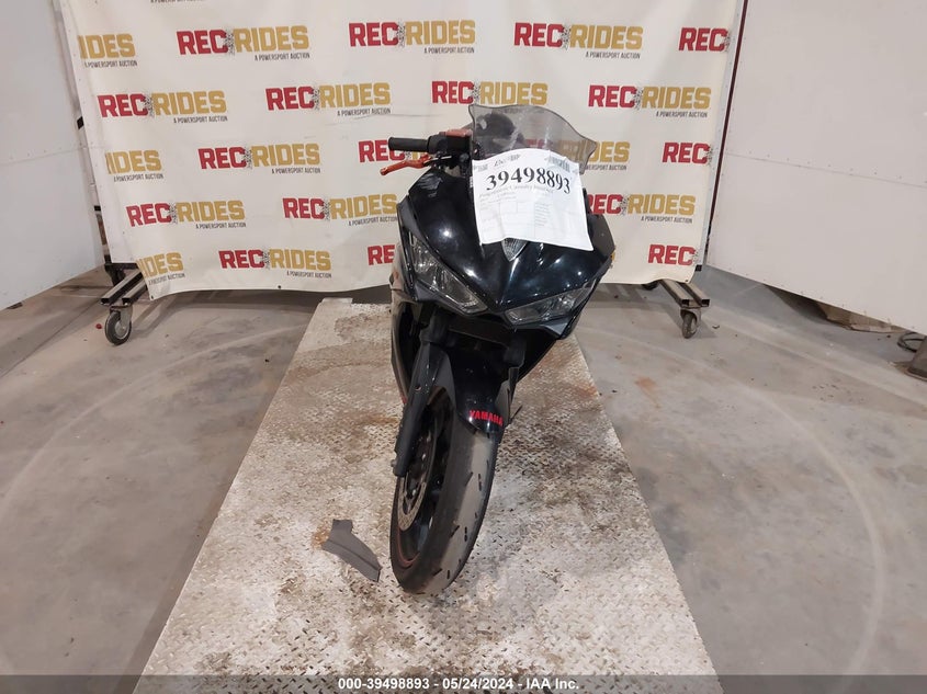 2015 YAMAHA YZFR3 MH3RH06Y4FK008386