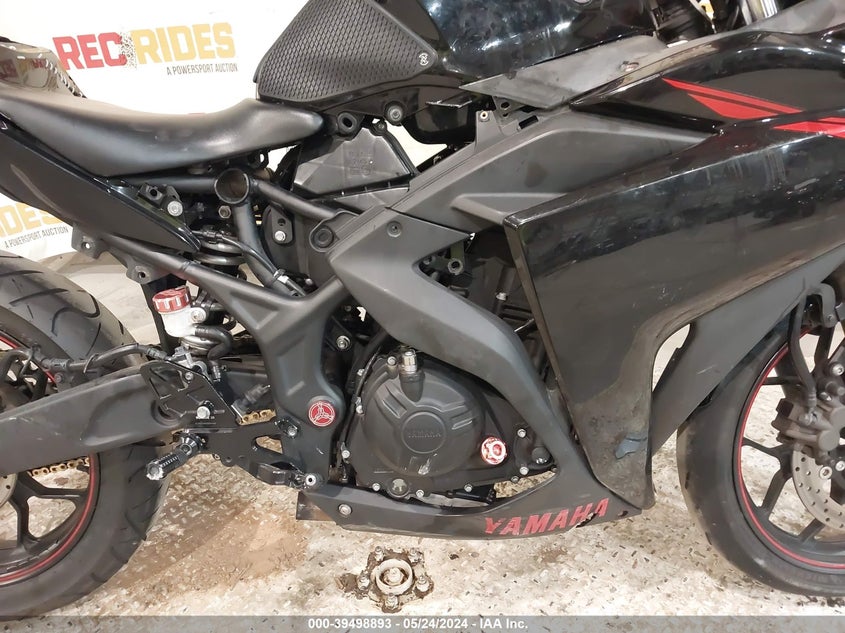 2015 YAMAHA YZFR3 MH3RH06Y4FK008386