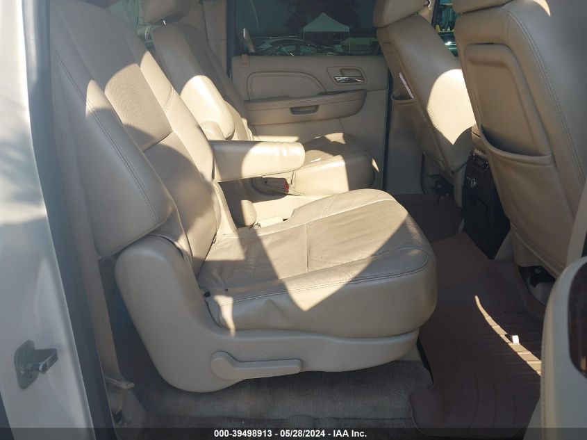 2009 Cadillac Escalade Esv Esv Luxury VIN: 1GYFK26209R154672 Lot: 39498913