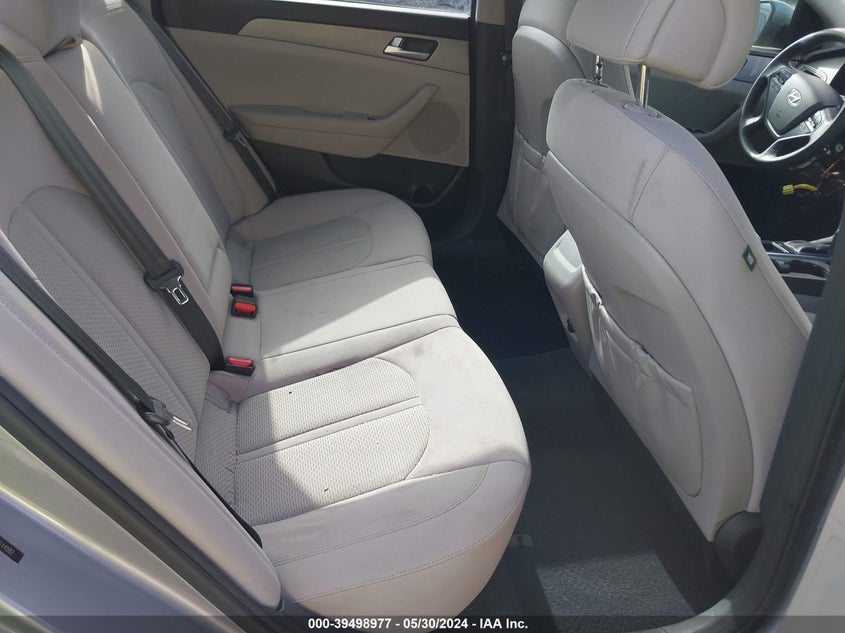 2015 Hyundai Sonata Se VIN: 5NPE24AF2FH144882 Lot: 39498977