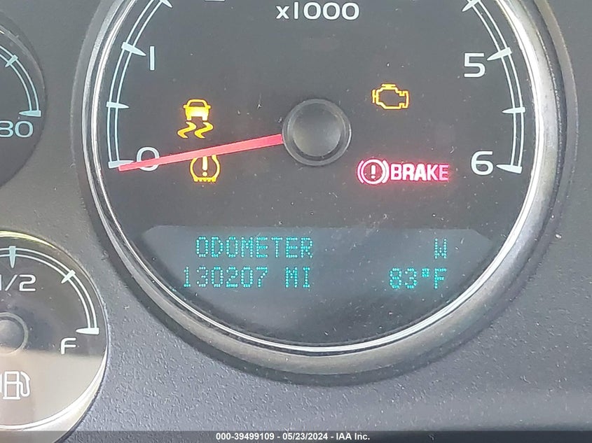 2014 Chevrolet Tahoe Lt VIN: 1GNSKBE05ER247502 Lot: 39499109