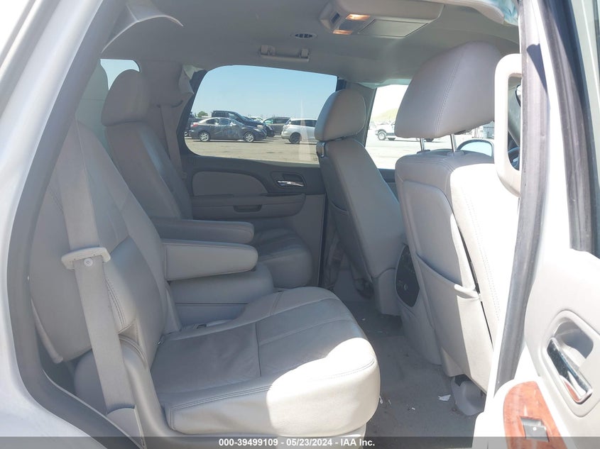 2014 Chevrolet Tahoe Lt VIN: 1GNSKBE05ER247502 Lot: 39499109