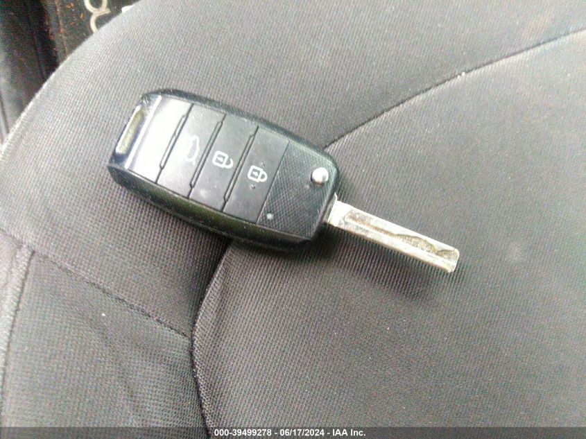 2017 Kia Soul VIN: KNDJN2A23H7881703 Lot: 39499278