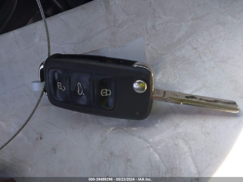 2012 Volkswagen Passat 2.5L S VIN: 1VWAP7A31CC085044 Lot: 39499296