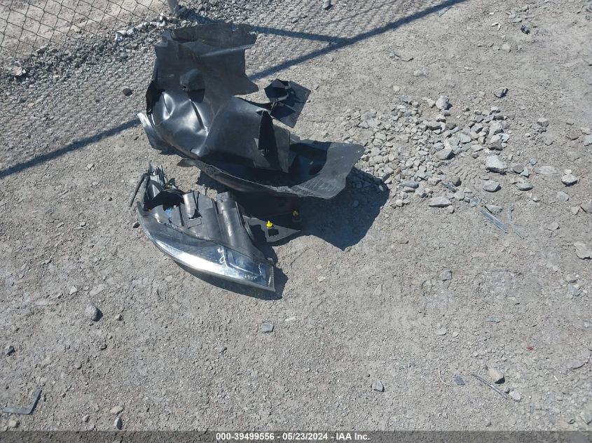 2017 Ford Focus Se VIN: 1FADP3K29HL289098 Lot: 39499556