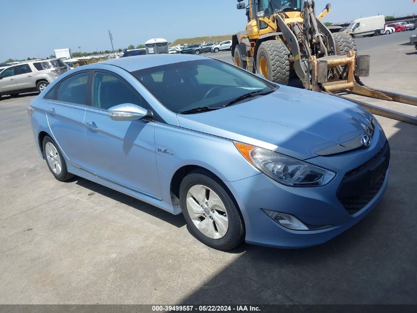 2015 Hyundai Sonata Hybrid VIN: KMHEC4A4XFA134714 Lot: 39499557