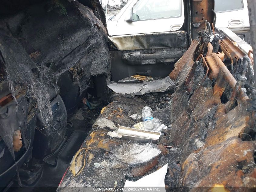 2008 GMC Sierra 2500Hd Sle2 VIN: 1GTHC23638F181190 Lot: 39499592