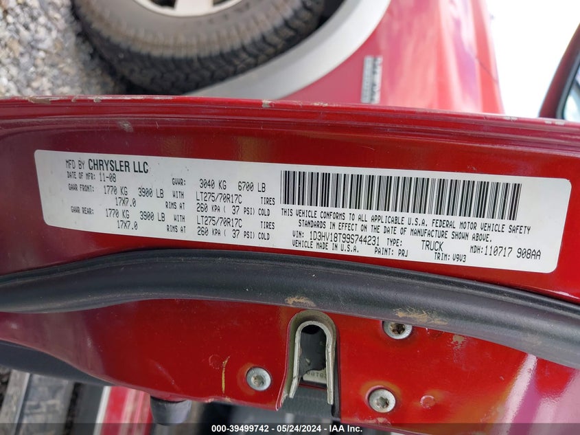 2009 Dodge Ram 1500 Slt/Sport/Trx VIN: 1D3HV18T99S744231 Lot: 39499742