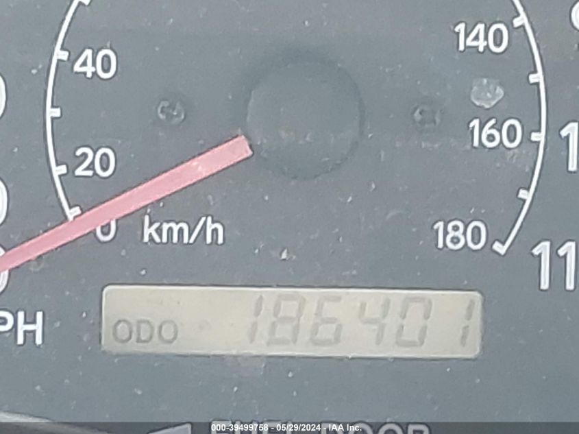 2000 Toyota Sienna Le VIN: 4T3ZF13C0YU207576 Lot: 39499758