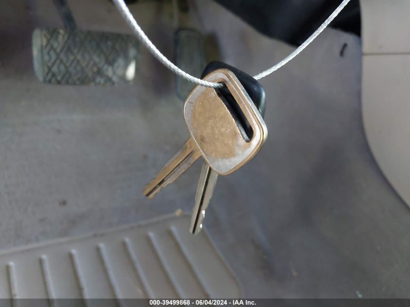 2003 Toyota Corolla Le VIN: JTDBR32E630033727 Lot: 39499868