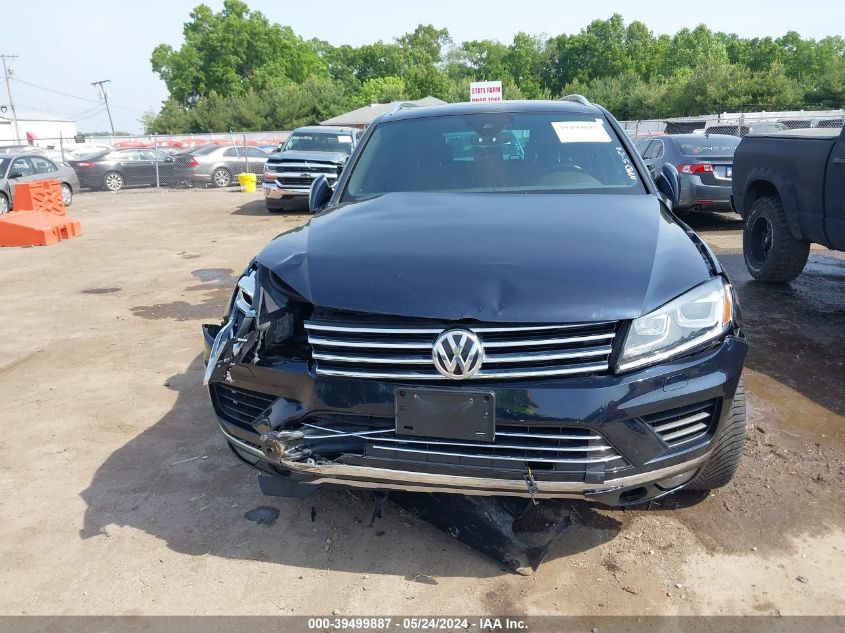 2017 Volkswagen Touareg V6 Wolfsburg Edition VIN: WVGRF7BP1HD006981 Lot: 39499887