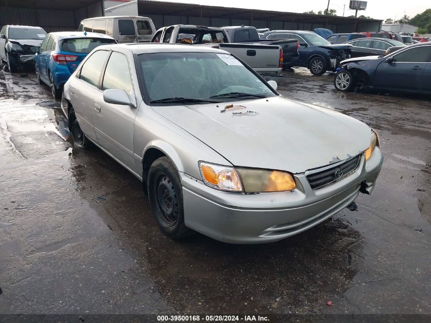 2000 Toyota Camry Le VIN: 4T1BG22K5YU70256 Lot: 39500168