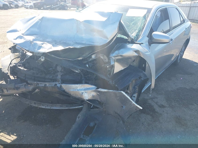 2015 Toyota Camry Se VIN: 4T1BF1FK8FU919716 Lot: 39500254