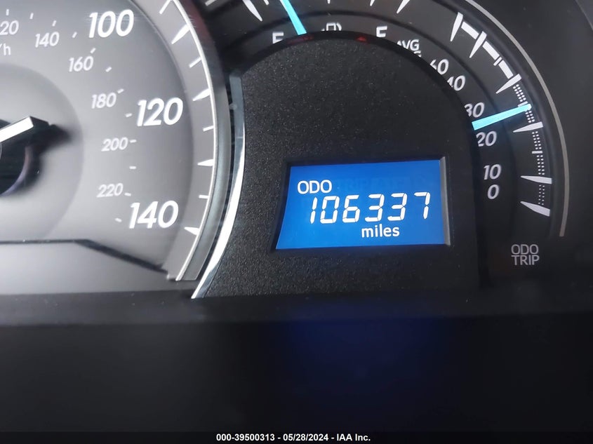 2015 Toyota Camry Le VIN: 4T1BF1FK9FU115277 Lot: 39500313