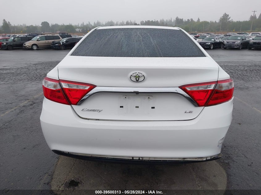 2015 Toyota Camry Le VIN: 4T1BF1FK9FU115277 Lot: 39500313