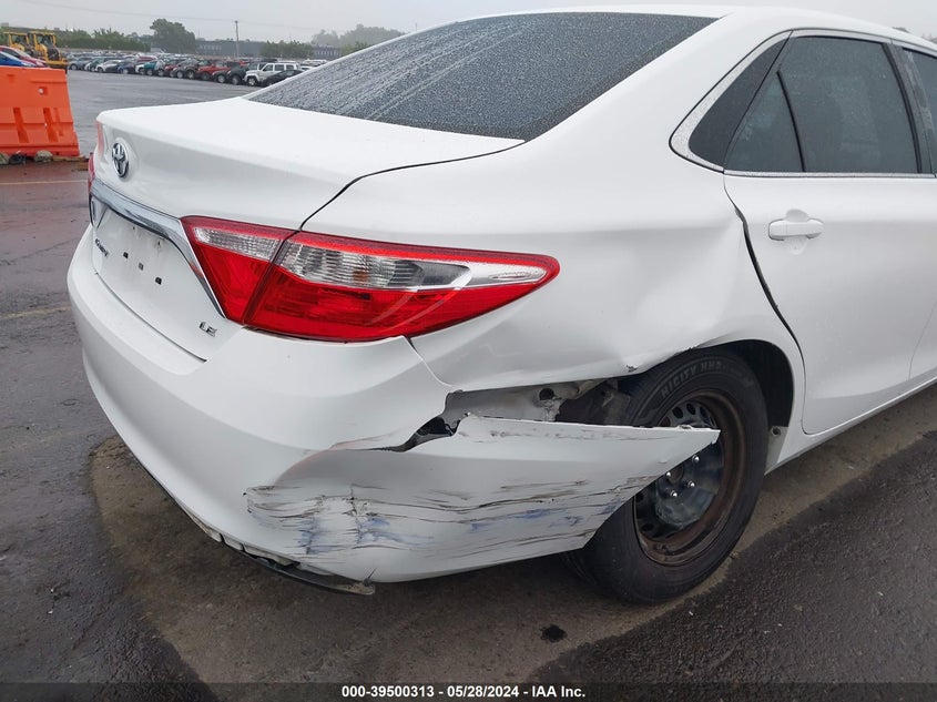 2015 Toyota Camry Le VIN: 4T1BF1FK9FU115277 Lot: 39500313