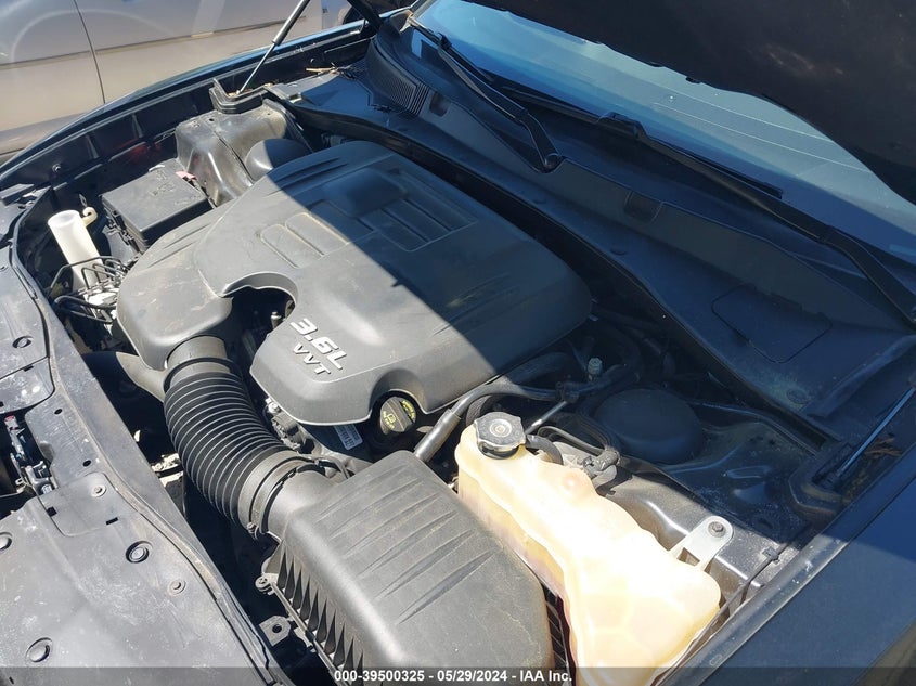 2018 Dodge Charger Sxt Plus Rwd VIN: 2C3CDXHG0JH188595 Lot: 39500325