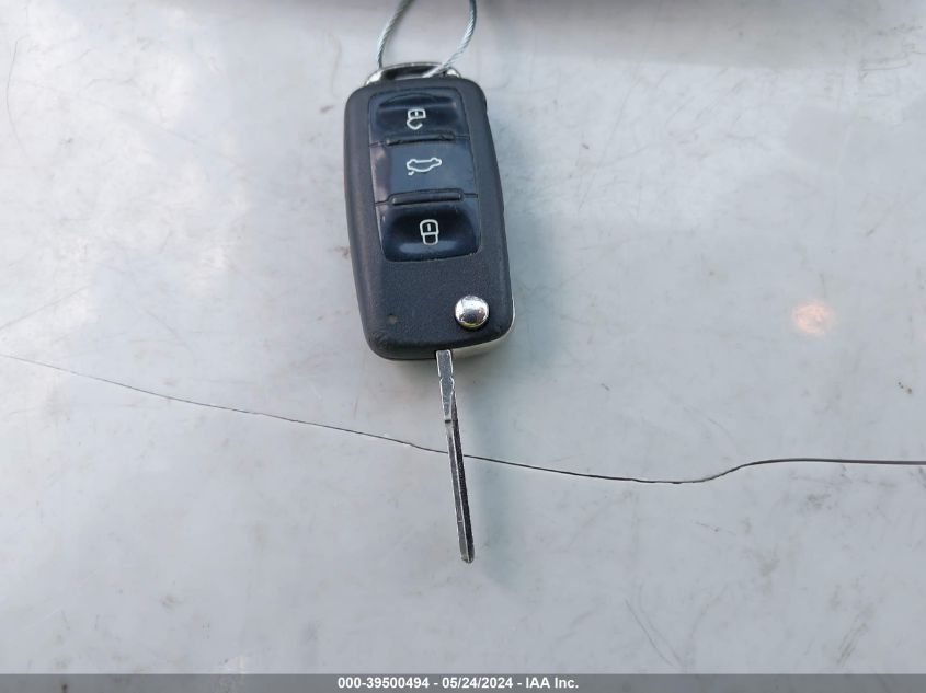 2012 Volkswagen Golf Tdi 2-Door VIN: WVWMM7AJ4CW046857 Lot: 39500494