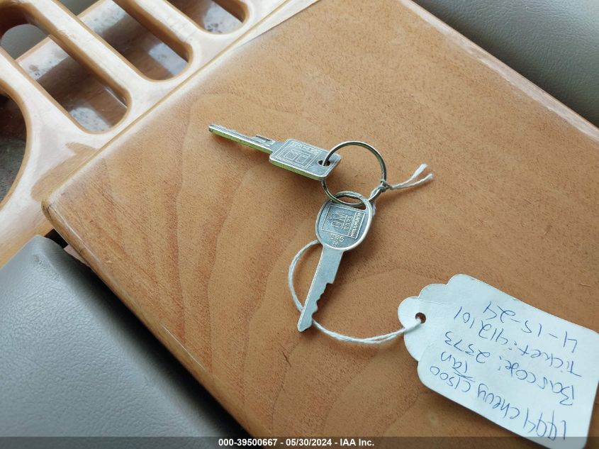 1994 Chevrolet Gmt-400 C1500 VIN: 2GBEC19K6R1142186 Lot: 39500667