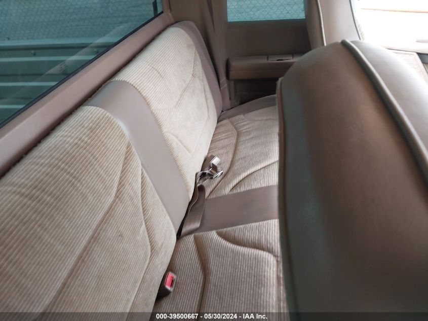 1994 Chevrolet Gmt-400 C1500 VIN: 2GBEC19K6R1142186 Lot: 39500667