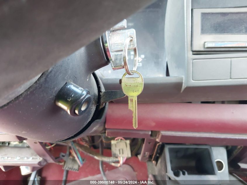 1992 Chevrolet Gmt-400 K1500 VIN: 2GCEK19K5N1123119 Lot: 39500748