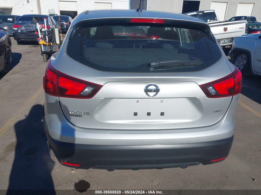 2017 Nissan Rogue Sport S VIN: JN1BJ1CR4HW116013 Lot: 39500820