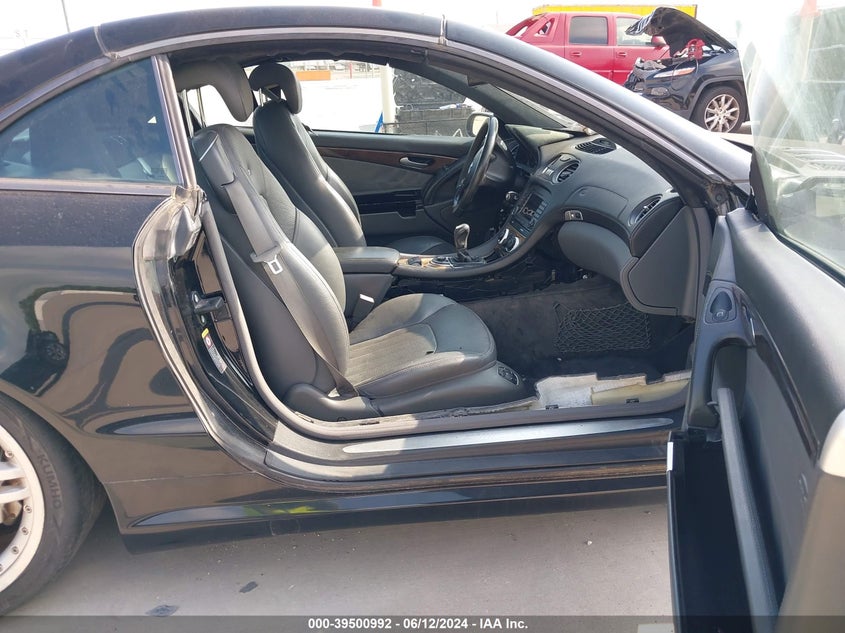 2006 Mercedes-Benz Sl 55 Amg VIN: WDBSK74F56F113294 Lot: 39500992