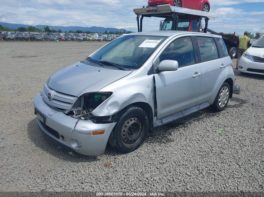 2005 Scion Xa VIN: JTKKT624550101733 Lot: 39501070