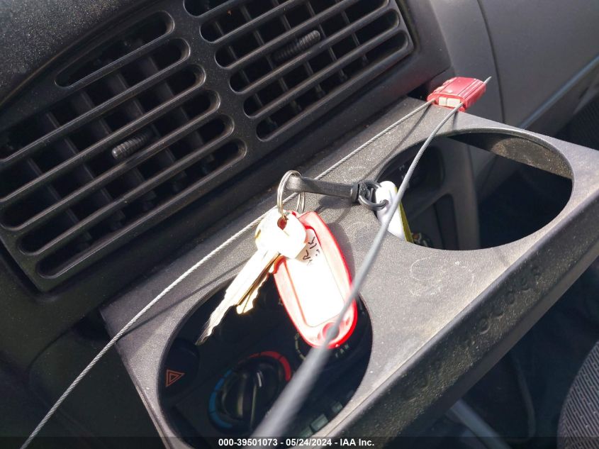 1999 Kia Sportage VIN: KNDJA623XX5575120 Lot: 39501073