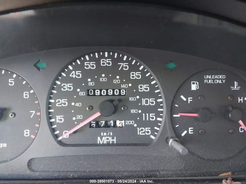 1999 Kia Sportage VIN: KNDJA623XX5575120 Lot: 39501073