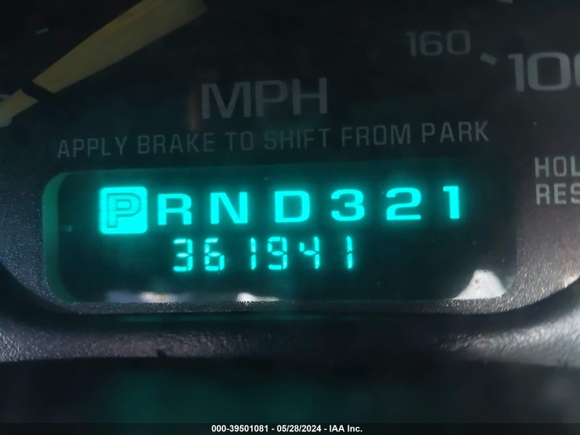 2000 Chevrolet Silverado 1500 Ls VIN: 1GCEC14V7YE353522 Lot: 39501081