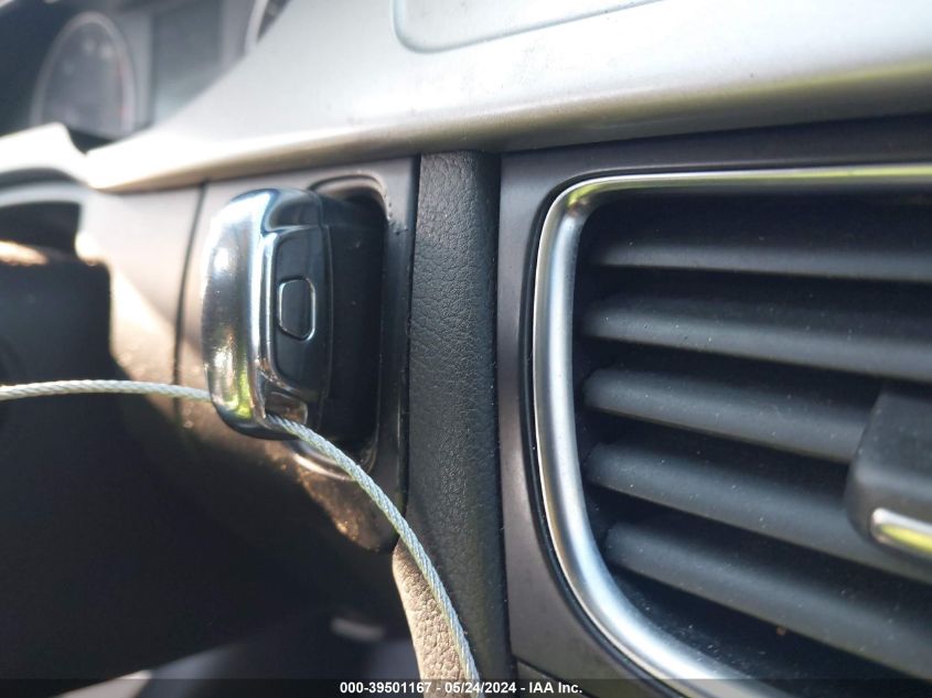 2009 Audi A4 2.0T Premium VIN: WAUSF78KX9N018704 Lot: 39501167