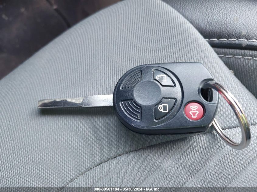 2018 Ford Escape Se VIN: 1FMCU9GD8JUC99421 Lot: 39501184