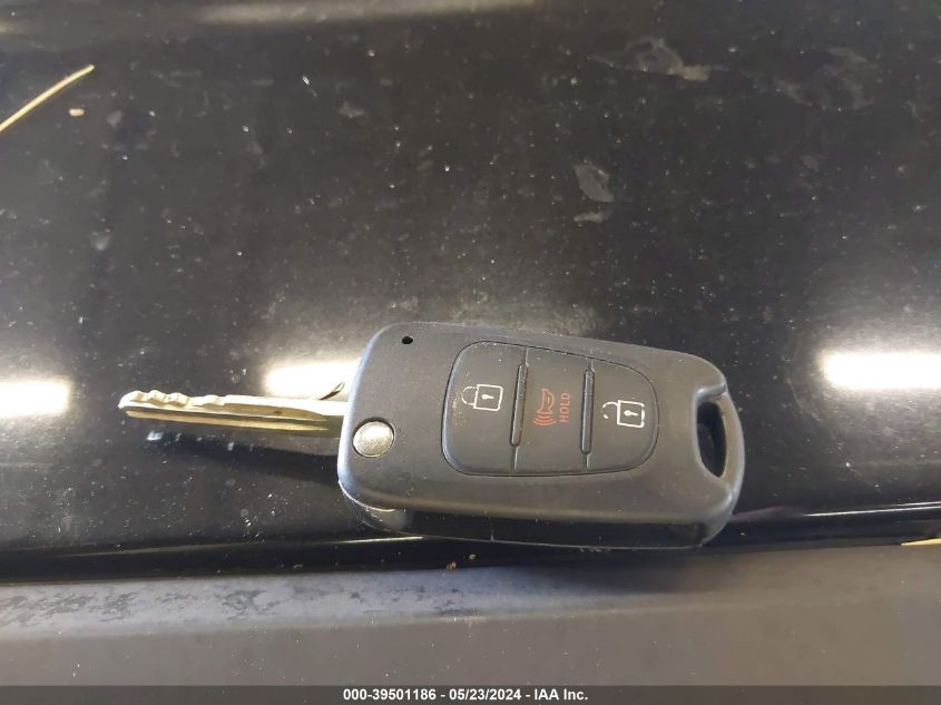 2012 Kia Soul VIN: KNDJT2A53C7745869 Lot: 39501186