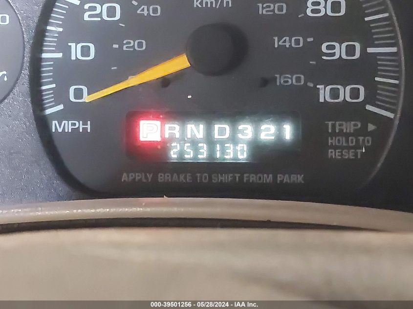 1999 Chevrolet Astro VIN: 1GNDM19W5XB127867 Lot: 39501256