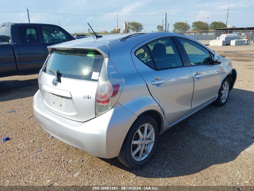 2012 Toyota Prius C Three VIN: JTDKDTB33C1020263 Lot: 39501263