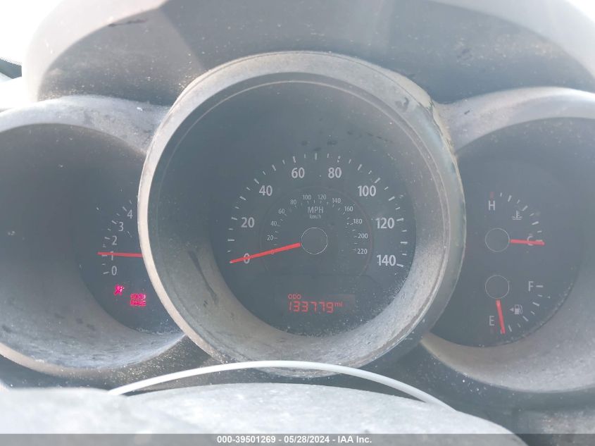 2010 Kia Soul VIN: KNDJT2A10A7122896 Lot: 39501269