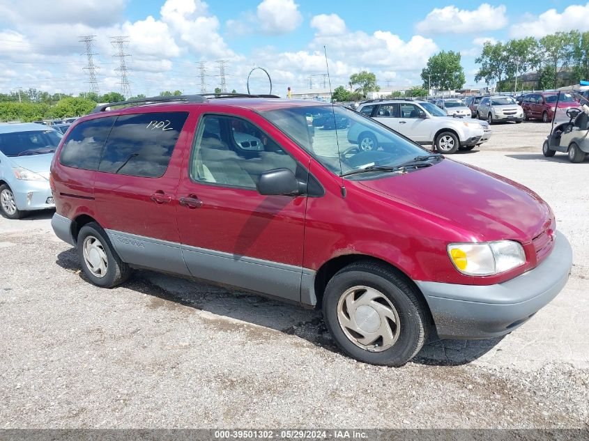 1998 Toyota Sienna Le VIN: 4T3ZF13C6WU051833 Lot: 39501302