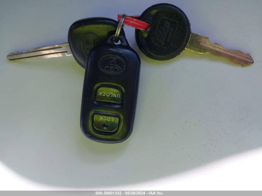 2005 Toyota Corolla S VIN: 1NXBR32E05Z344982 Lot: 39501332